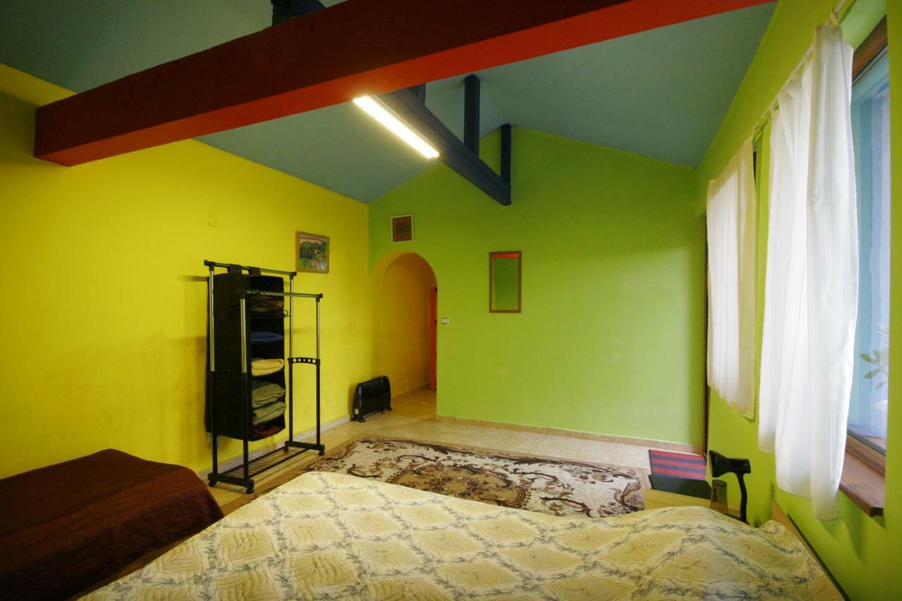 Chuchi Guest House 1 Zlatna Panega Luaran gambar