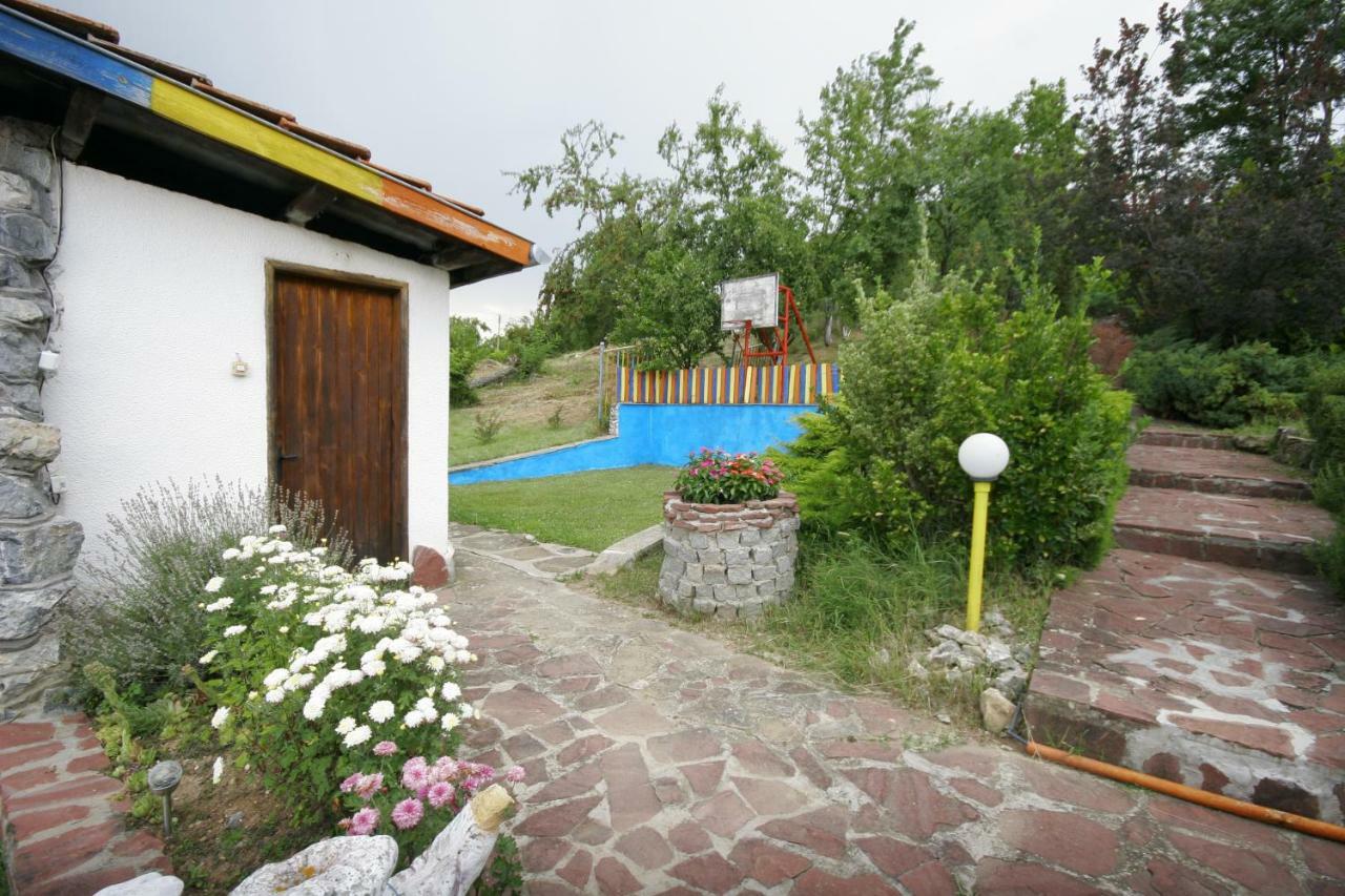 Chuchi Guest House 1 Zlatna Panega Luaran gambar